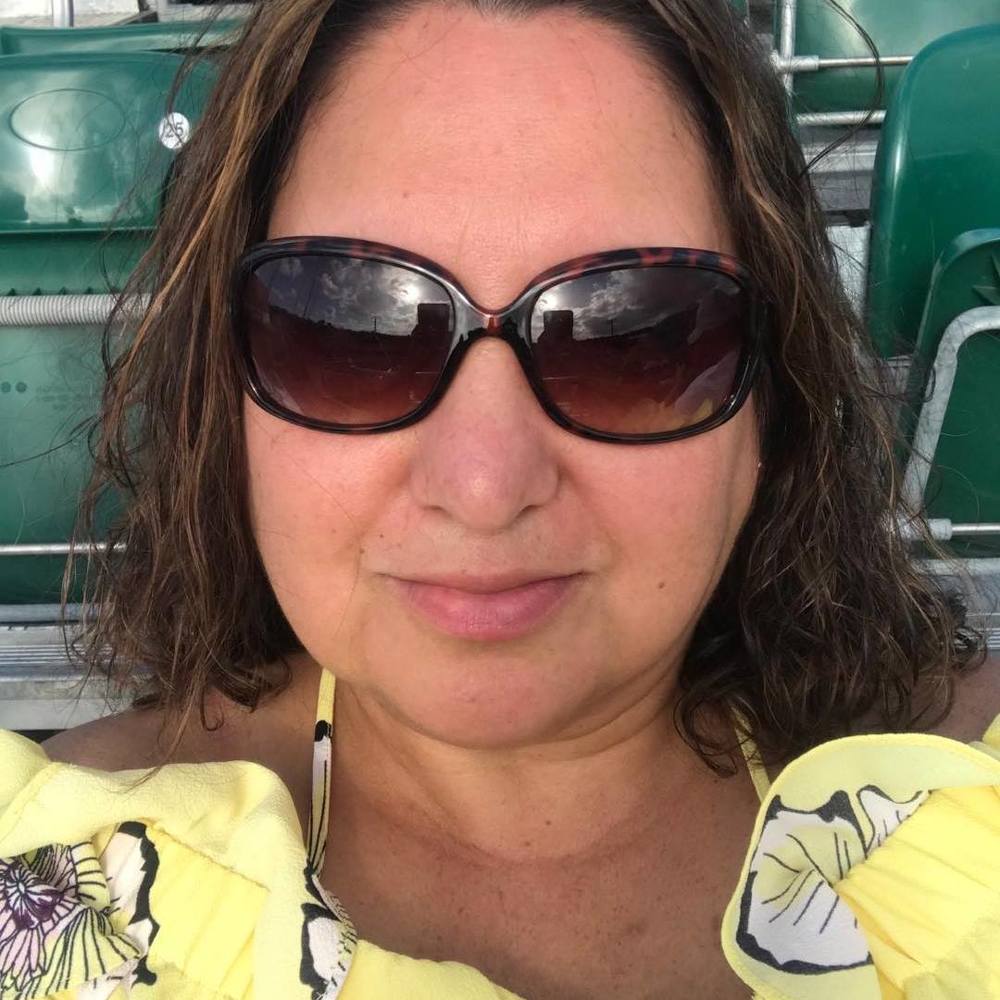 Meet your Posher, Lucy aurea